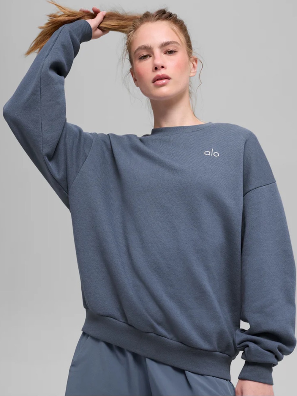 Alo Accolade Crewneck Bluestone Medium NWT